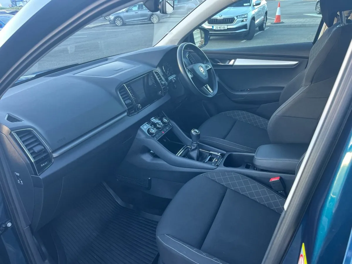 Skoda Karoq 1.0tsi 115bhp Ambition - Image 3