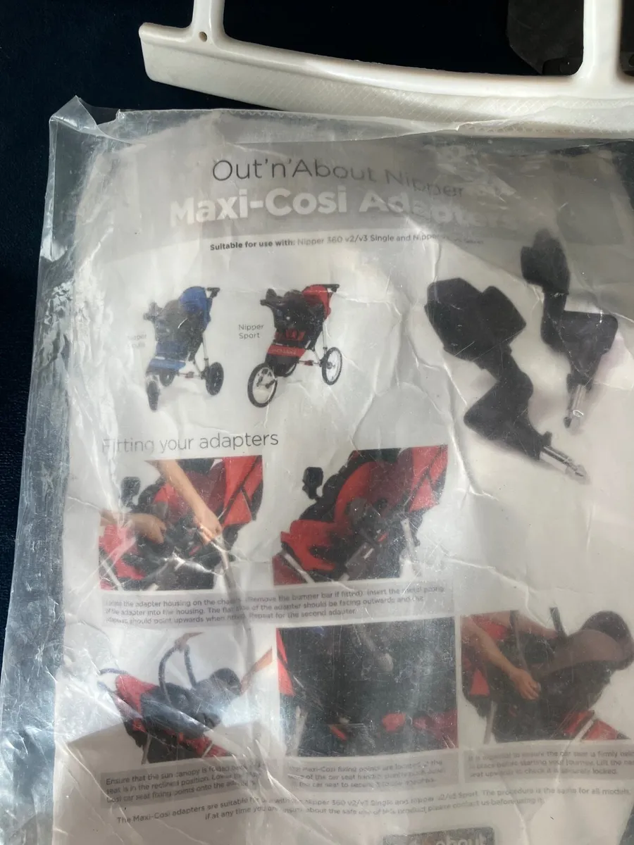 Baby car seat buggy converter out and about - Image 1