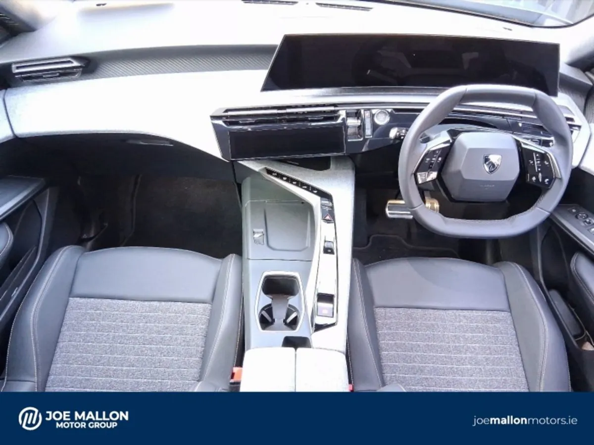 Peugeot 3008 1.2 Mhev 145bhp Edcs6 Allure - Image 4