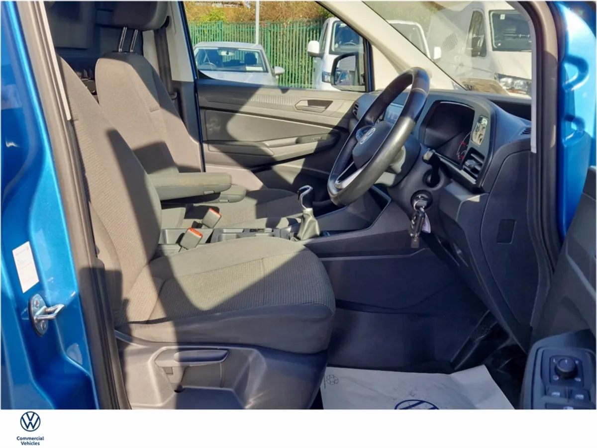 Volkswagen Caddy CARGO EDITION TDI 102BHP M6F 5DR - Image 2