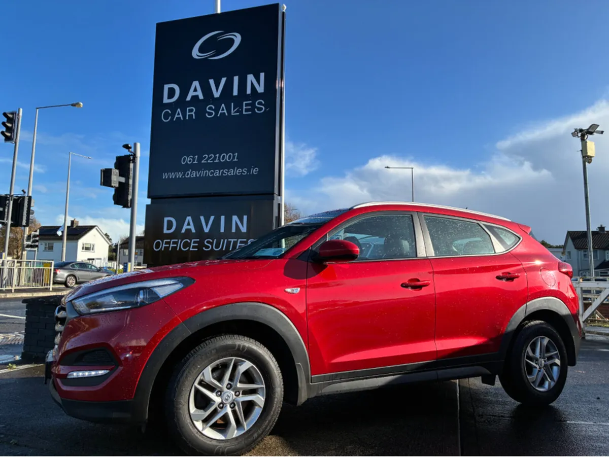 Hyundai Tucson COMFORT 5DR - Image 1