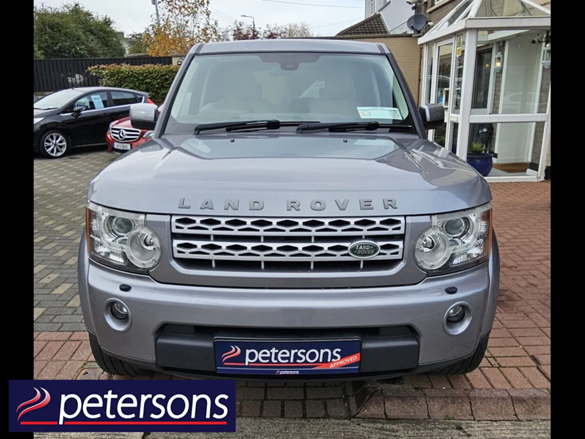 Land Rover Discovery 3.0 TDV6 5 SEAT XE 4DR AUTOMA - Image 4