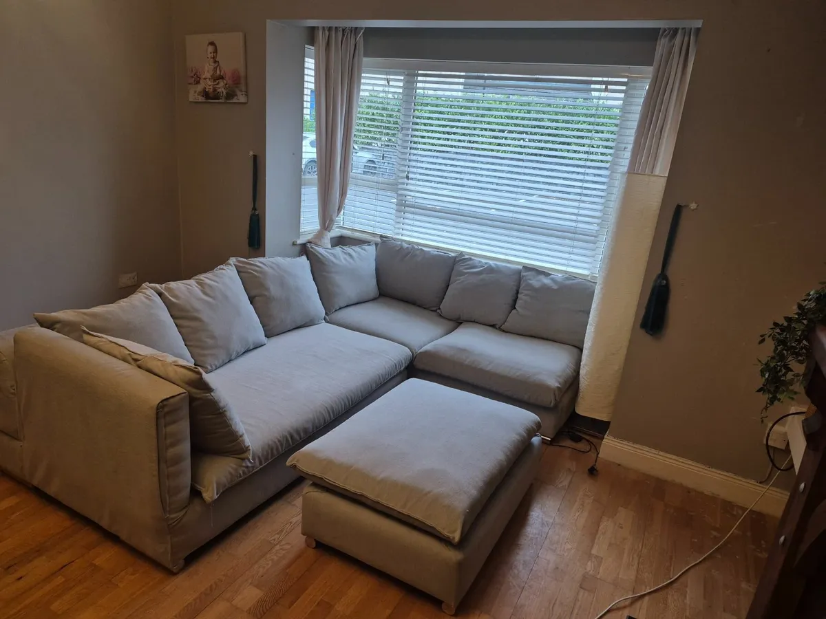 Sofa couch - Image 2