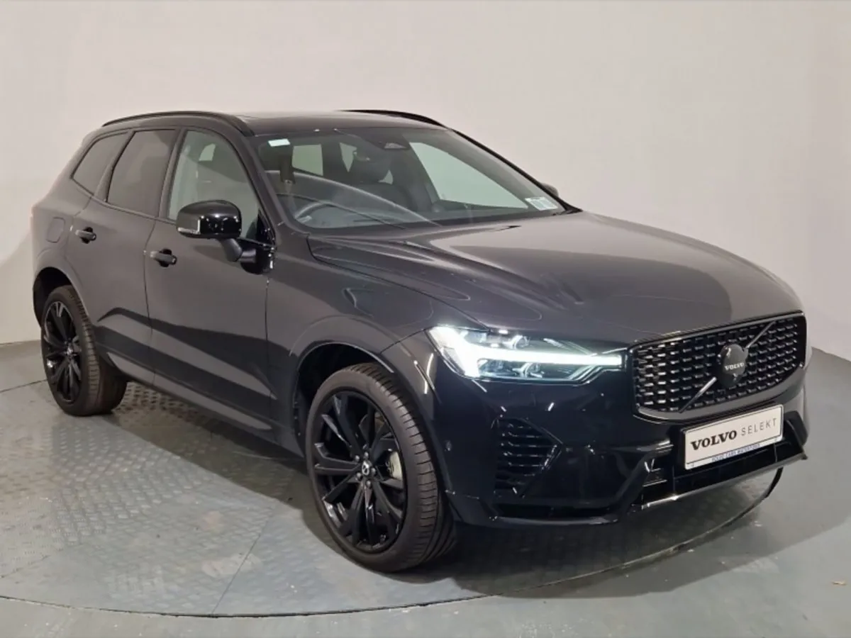 Volvo XC60 T8 AWD Phev Ultra Black Edition - Image 1