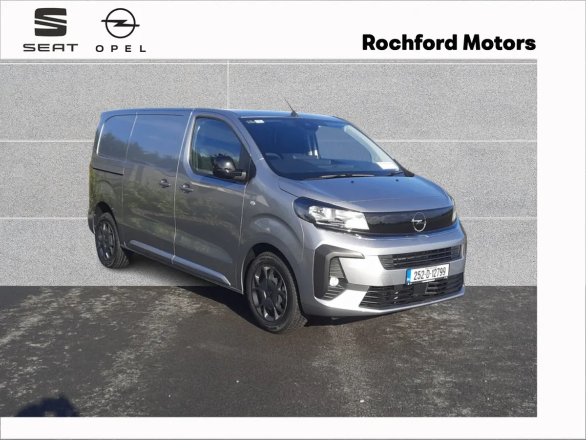 Opel Vivaro PANEL VAN SPORTIVE L1H1 - Image 1