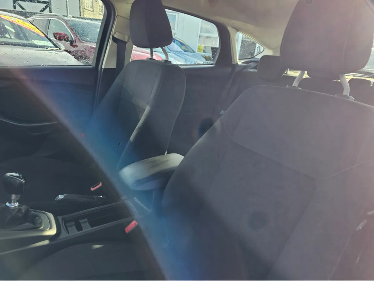 Ford Focus 1.6 TDCI - Image 2