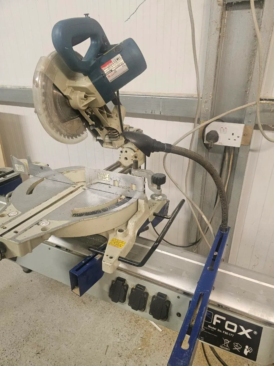 Mitre saw and stand. - Image 2