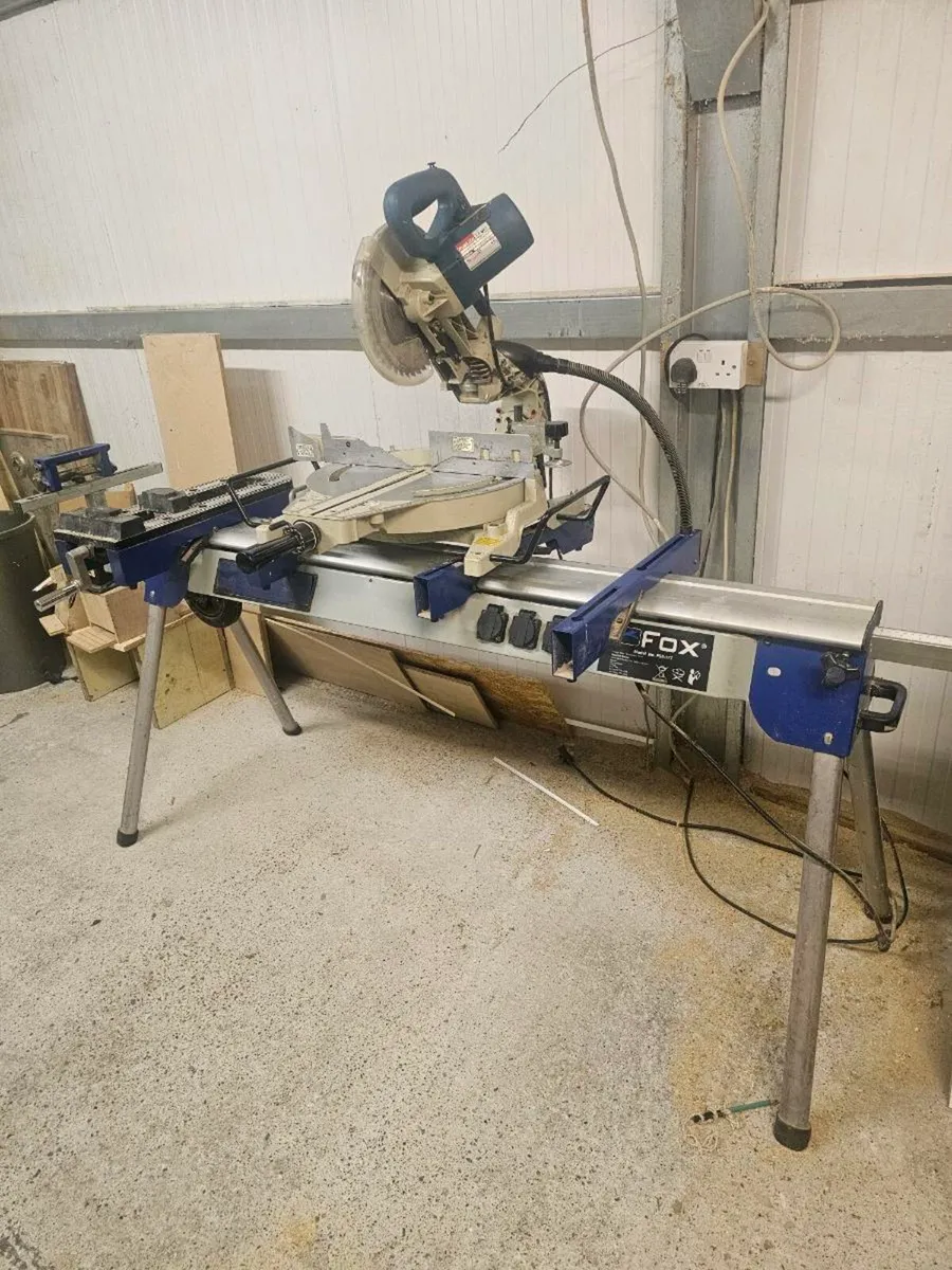 Mitre saw and stand. - Image 3