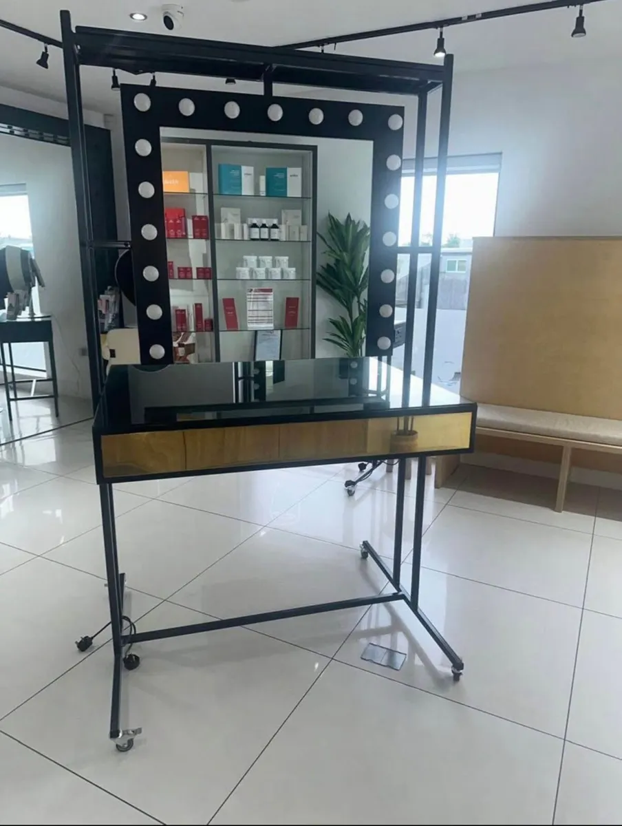 Professional Vanity / Salon Stations with Hollywoo - Image 2