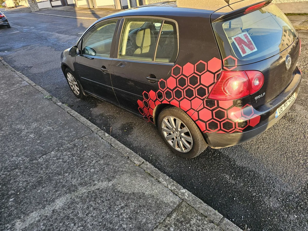 08 Volkswagen Golf - Image 2