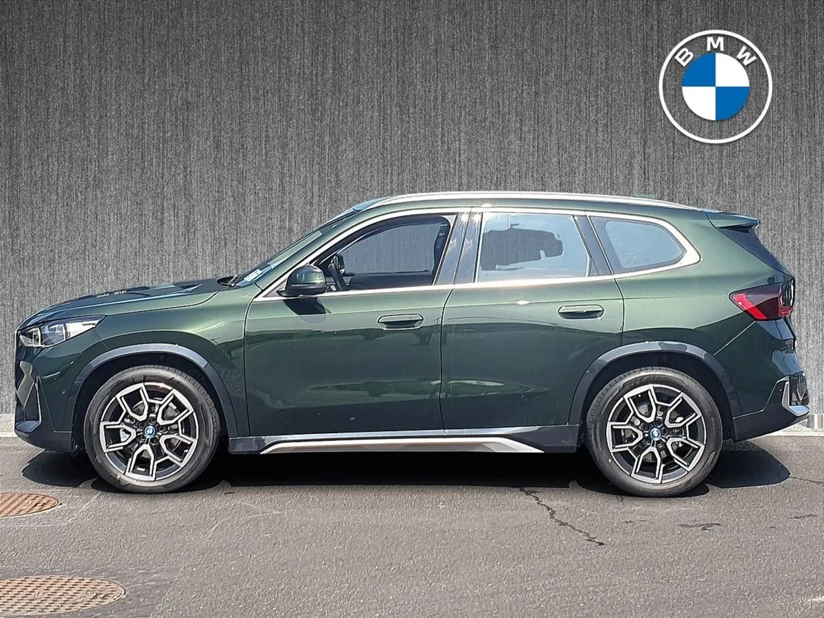 BMW iX1 Edrive20 Xline - Image 4