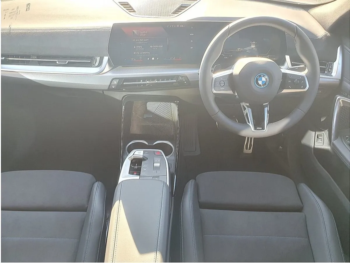 BMW iX2 Edrive20 M Sport - Image 3