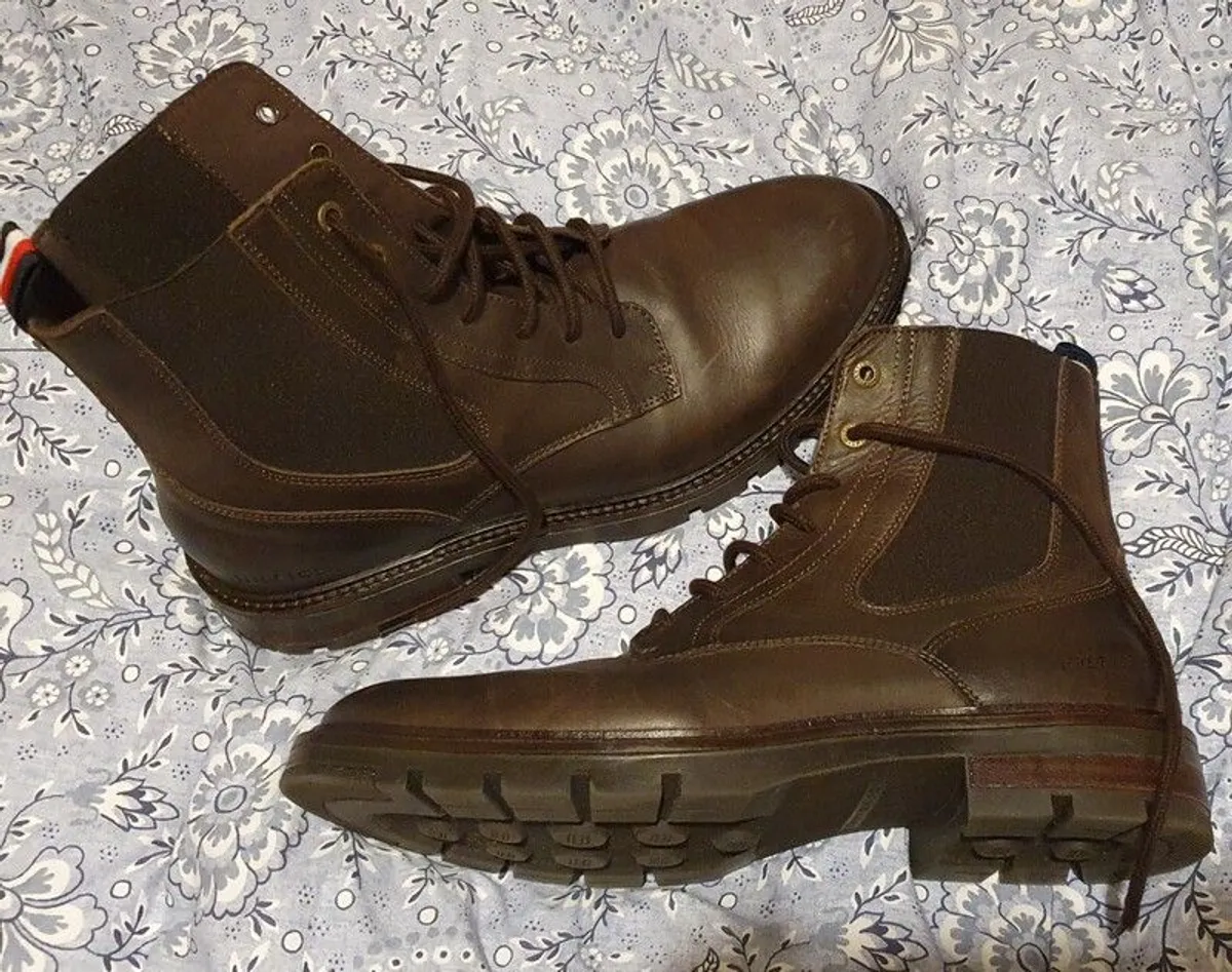 Tommy Hilfiger mens boots - Image 1