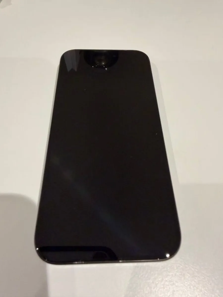 iPhone 15 Pro 128GB  Black Titanium - Image 2