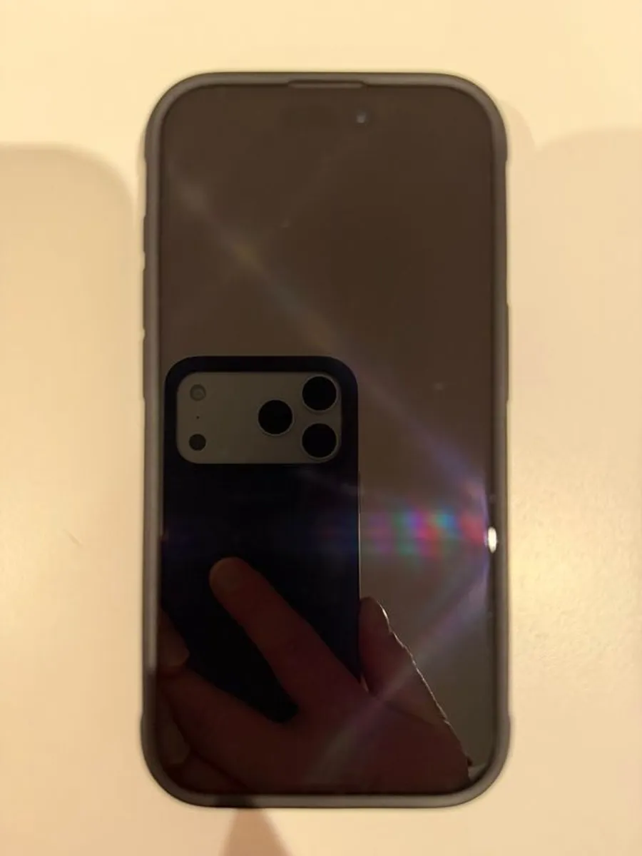 iPhone 15 Pro 128GB  Black Titanium - Image 4