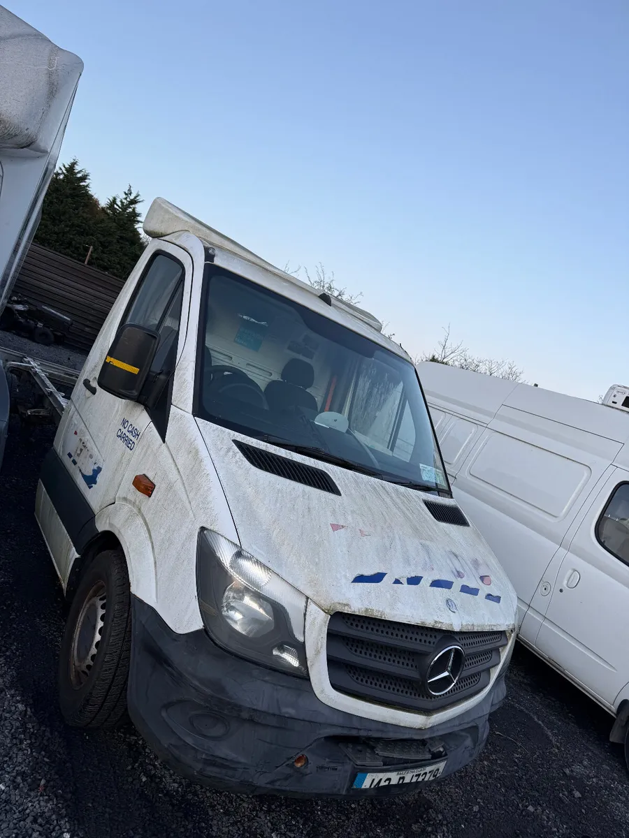 Mercedes Sprinter 2015 Automatic - Image 1