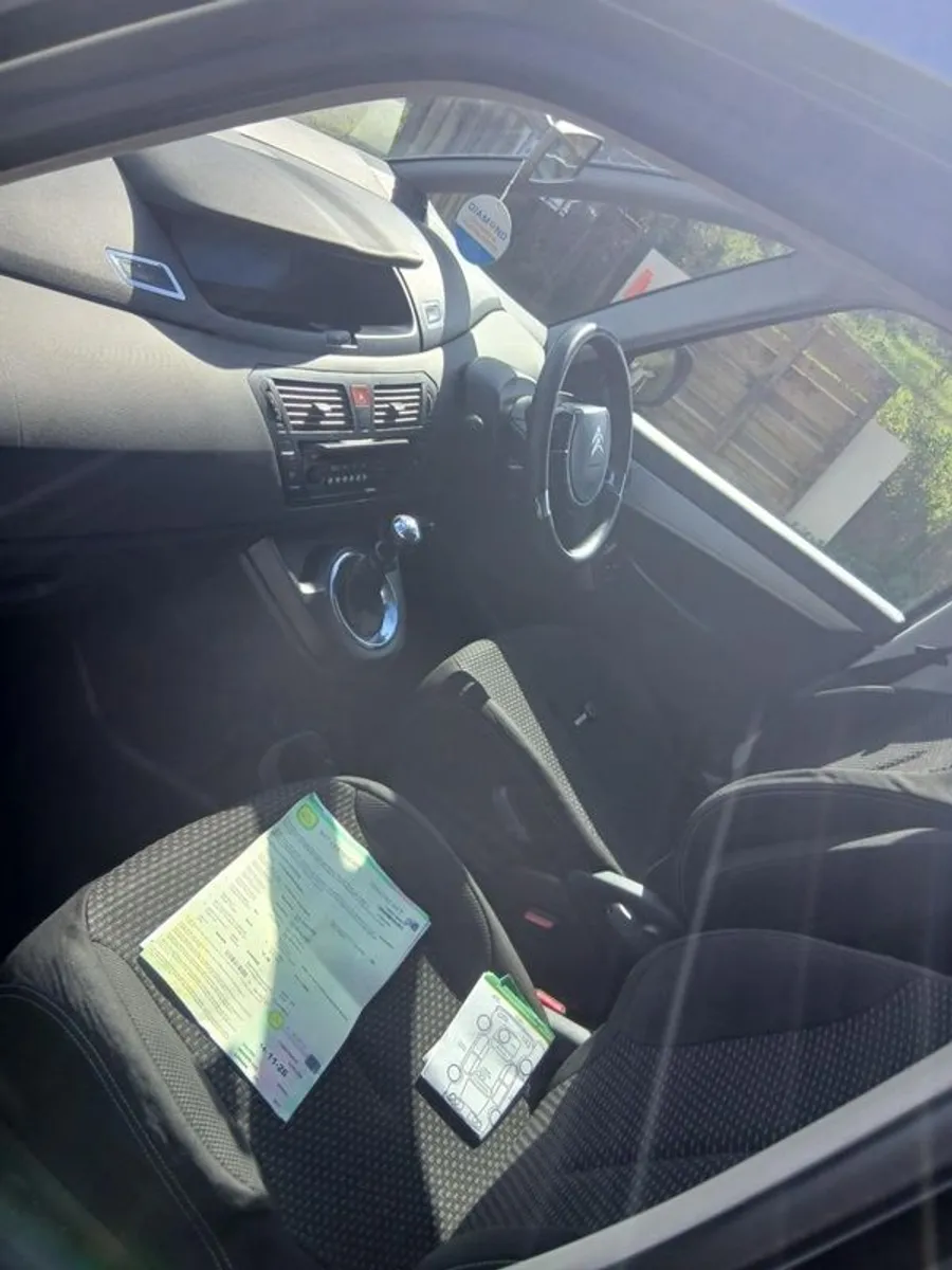 2011 Citroen C4 Picasso - Image 2