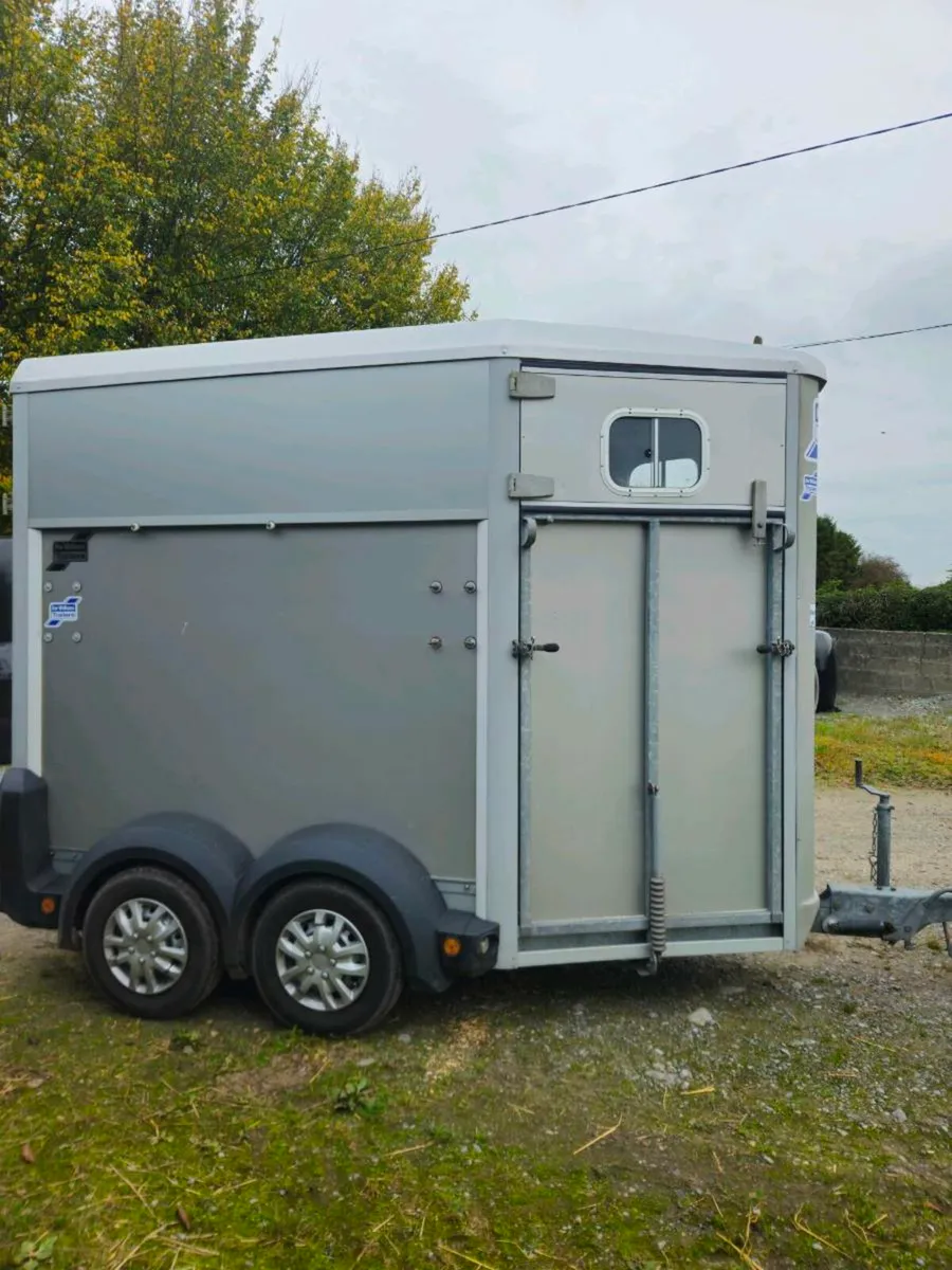 HB403 Ivor Williams - Image 3