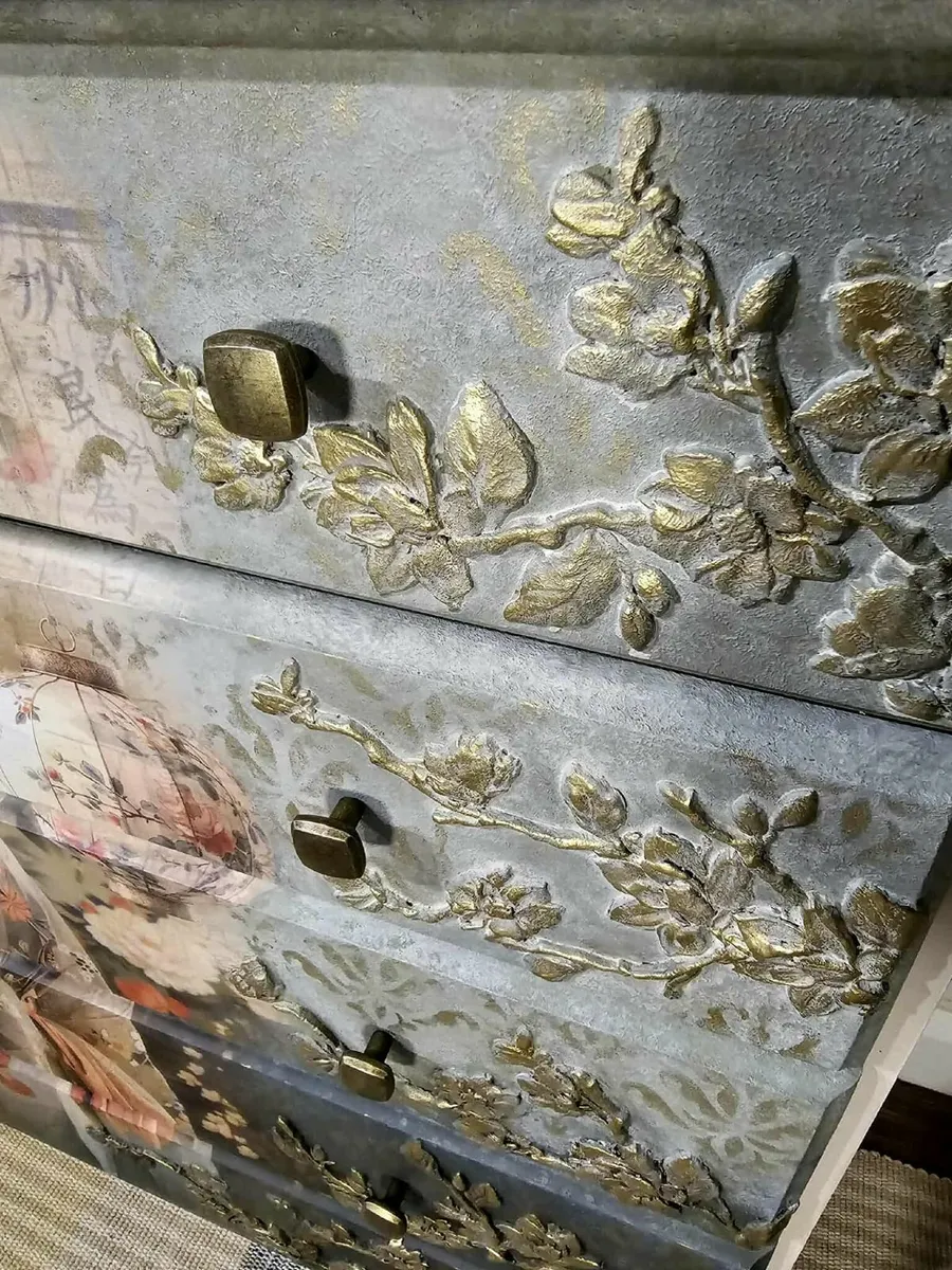 Chest of drawers - Image 4