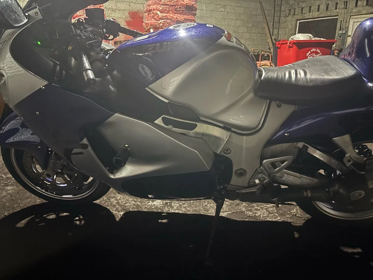 Suzuki Hayabusa - Image 4