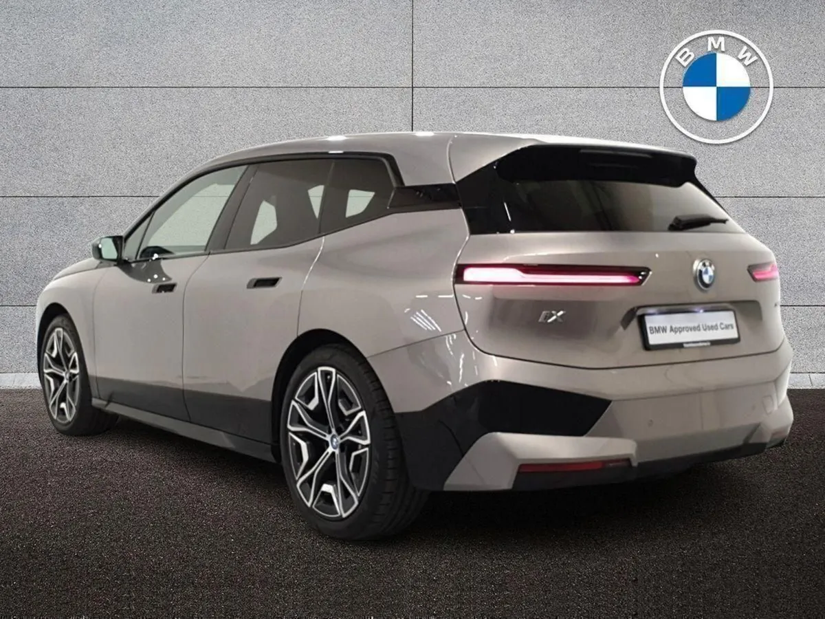 BMW IX Xdrive50 M Sport - Image 3