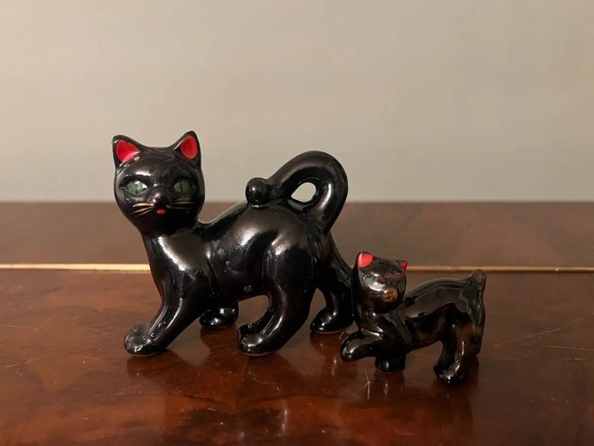 Cat figurines X 2   (1950/1970's) - Image 1