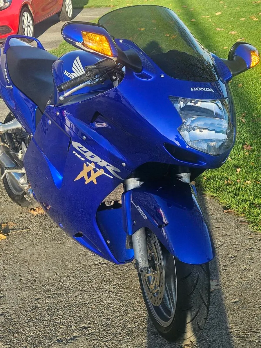 2003 honda blackbird cbr1100xx - Image 4