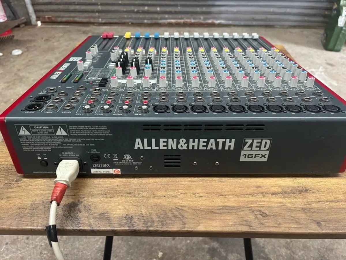 Allen & Heath ZED16 fx - Image 4
