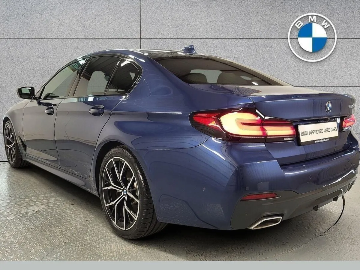 BMW 5 Series 520d M Sport Saloon - Image 3