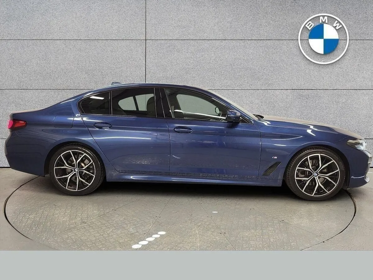 BMW 5 Series 520d M Sport Saloon - Image 4