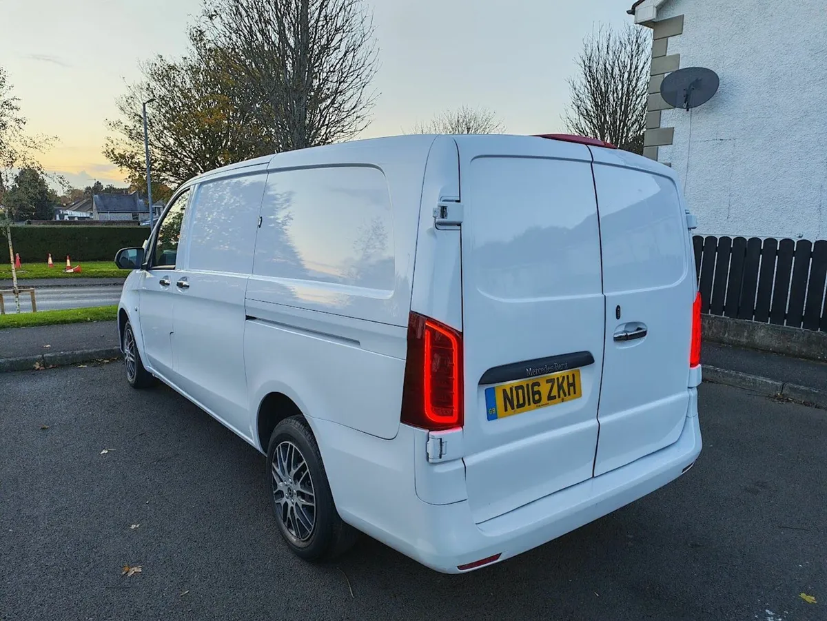 Mercedes Vito 1.6 LWB 111 cdi from 2016 in white - Image 3