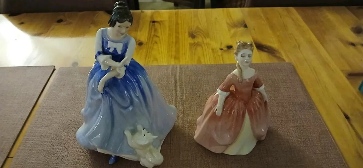 Royal Doulton - Image 1