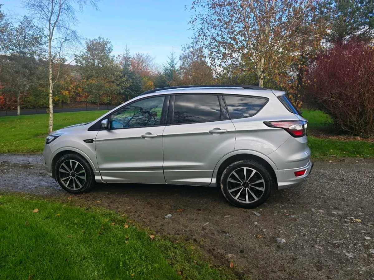 Ford Kuga ST-line X 1.5TDCi - Image 3