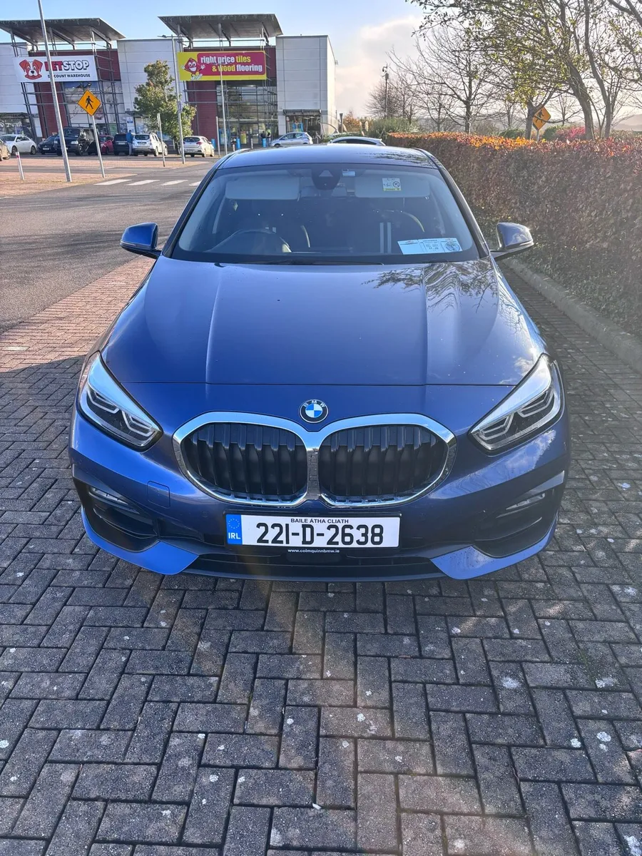 BMW 221 1 series - Image 2