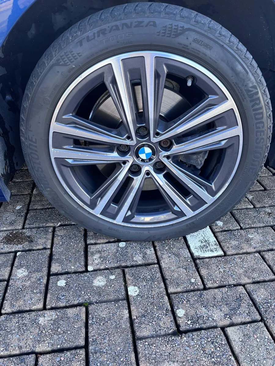 BMW 221 1 series - Image 4