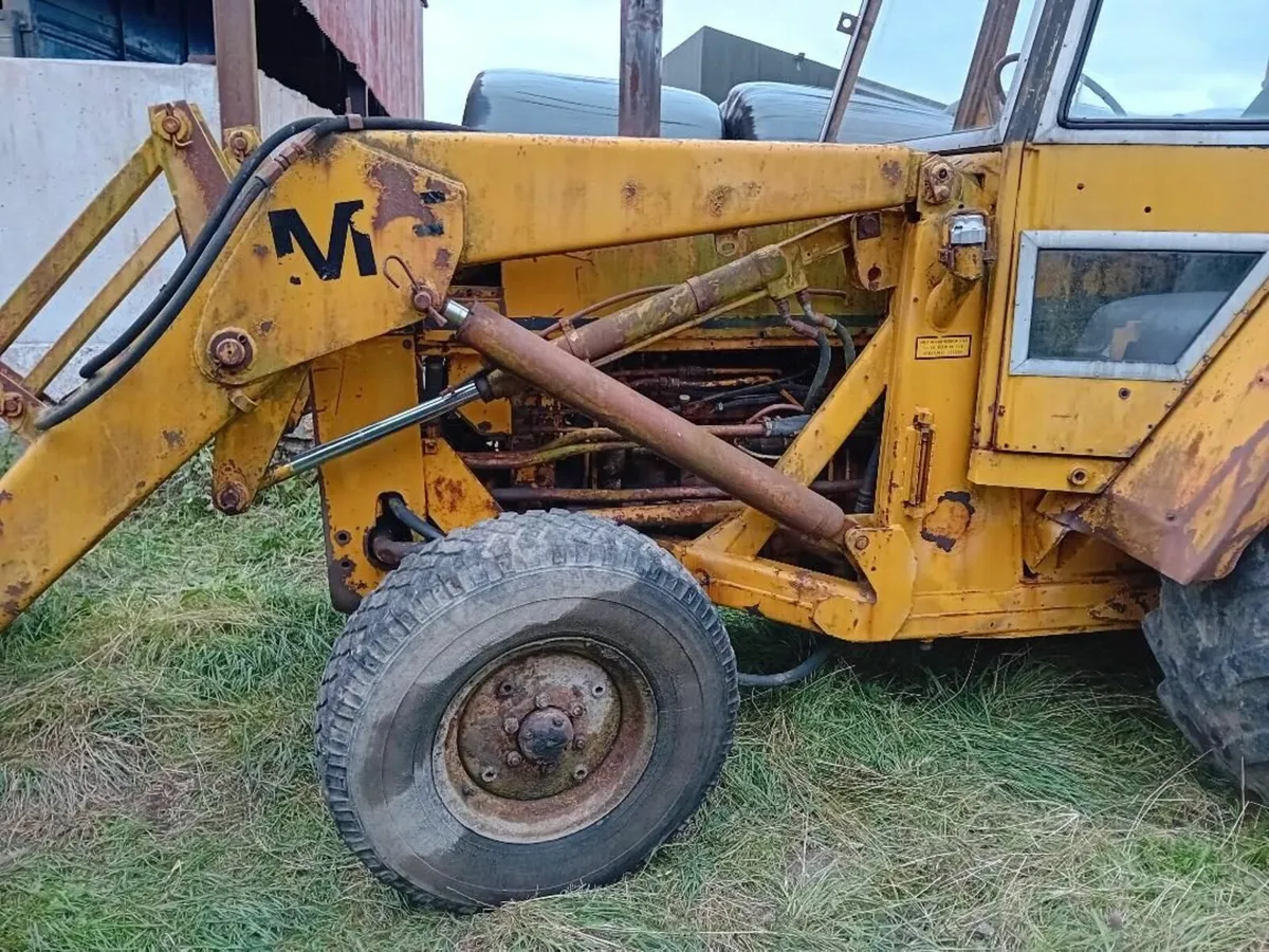 Massey Fergusson 50b Digger. - Image 4