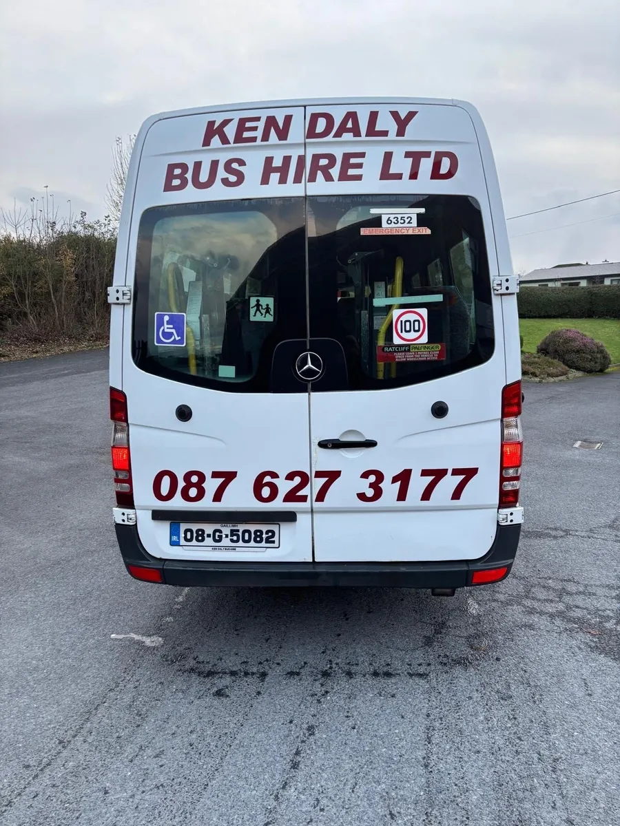 2008 wheelchair accessible mini bus sprinter - Image 3