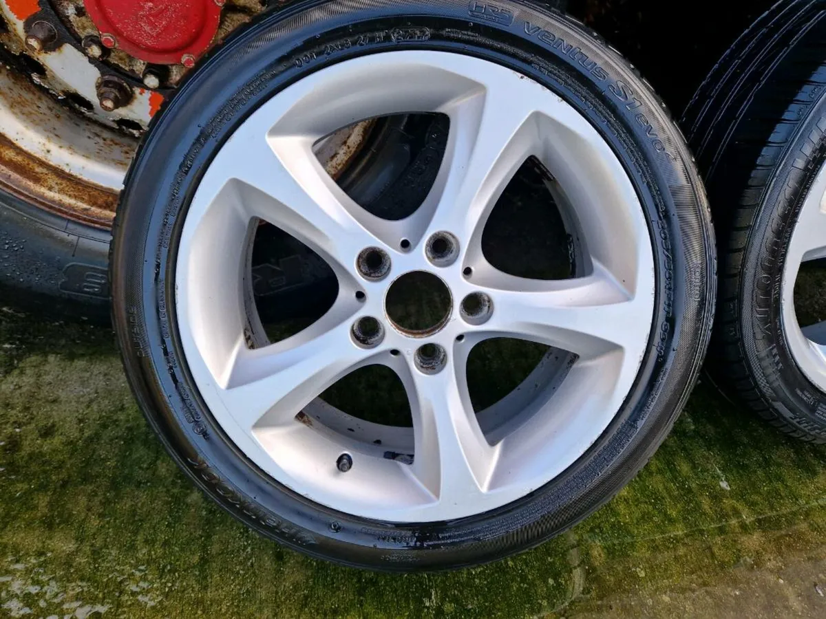 bmw 17" alloy wheels 1 series - Image 1