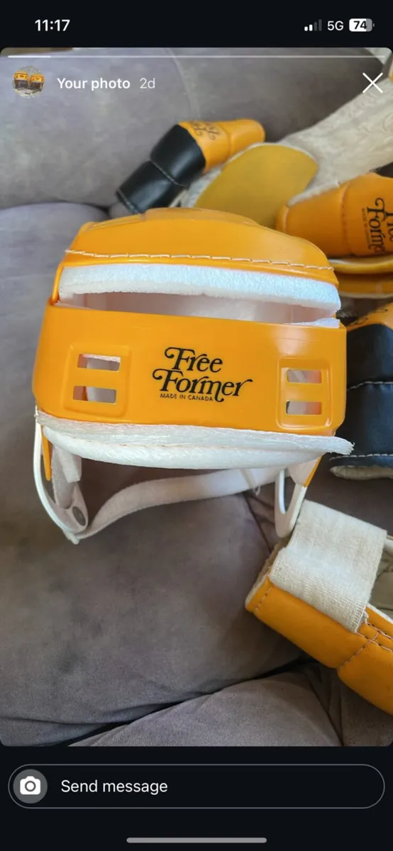 Looking for any oldstyle helmets - Image 1