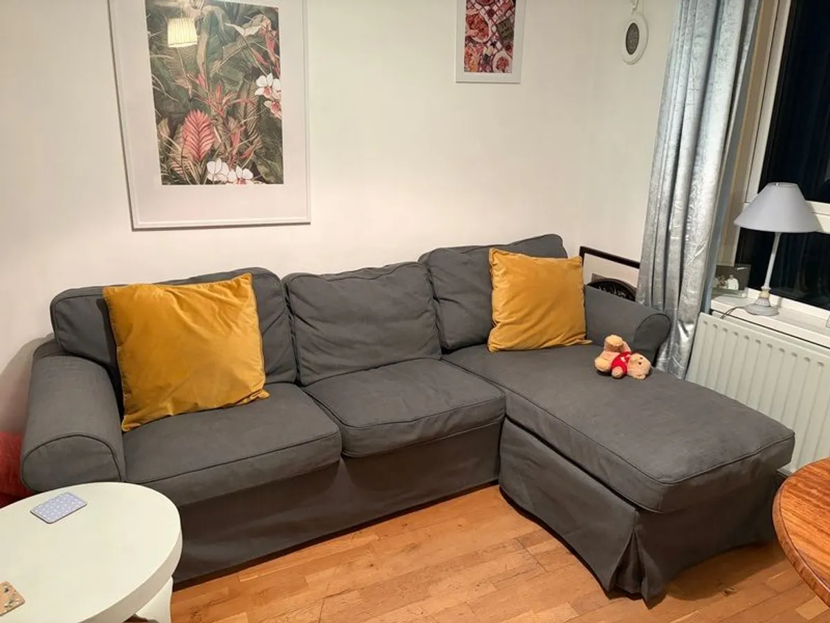 Couch - Image 1