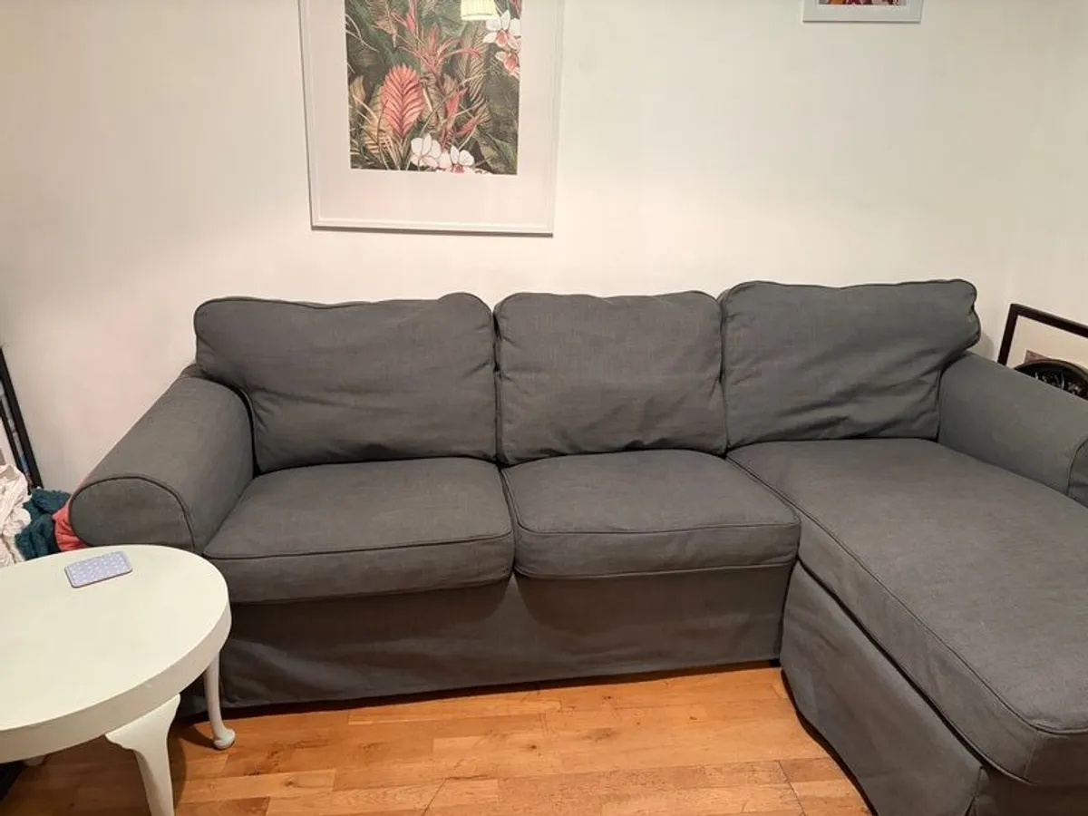 Couch - Image 4