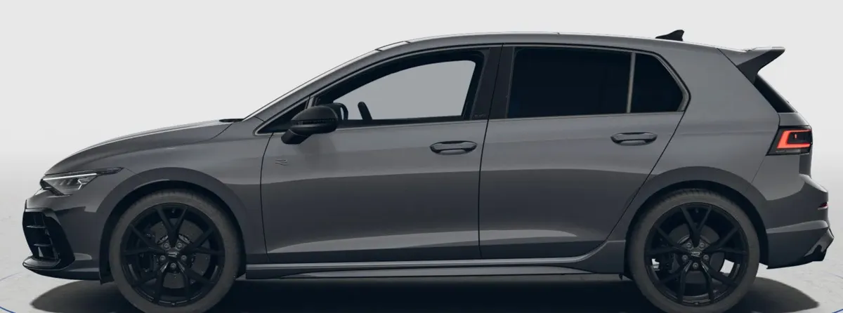 Golf R Black Edition 2.0TSI - Leather & Sunroof - Image 3