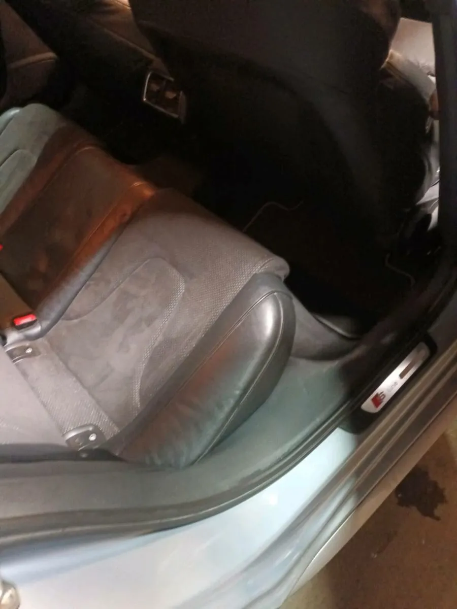 Audi A4 S-line - Image 2