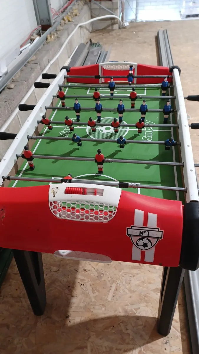 Soccer table - Image 1