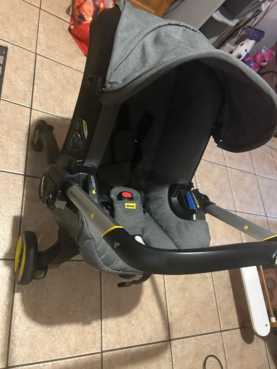 Doona Car seat / Buggy - Image 1