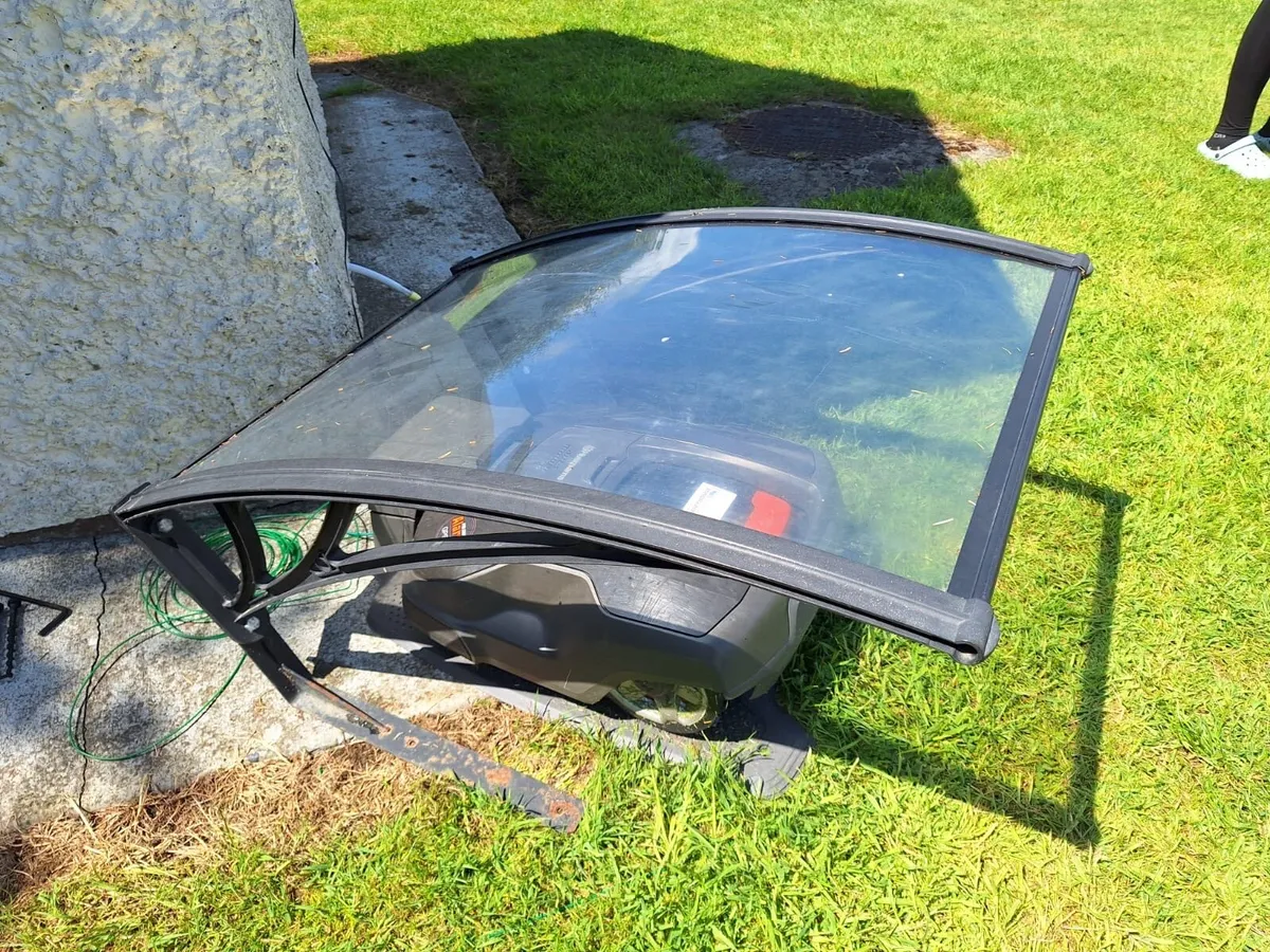 Canopy for robot mower - Image 2