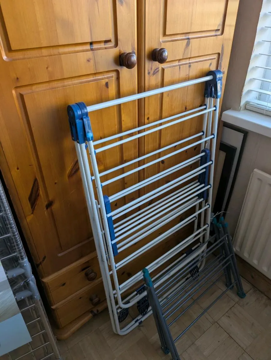 Free clothes horse - Image 1