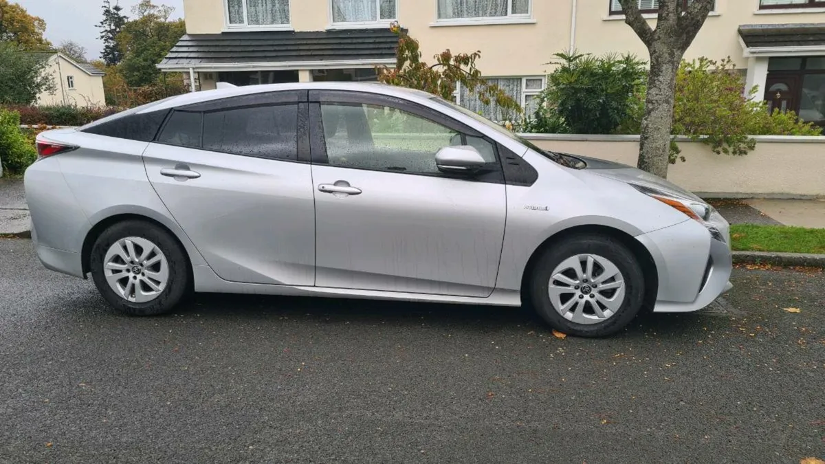 Toyota Prius - Image 1