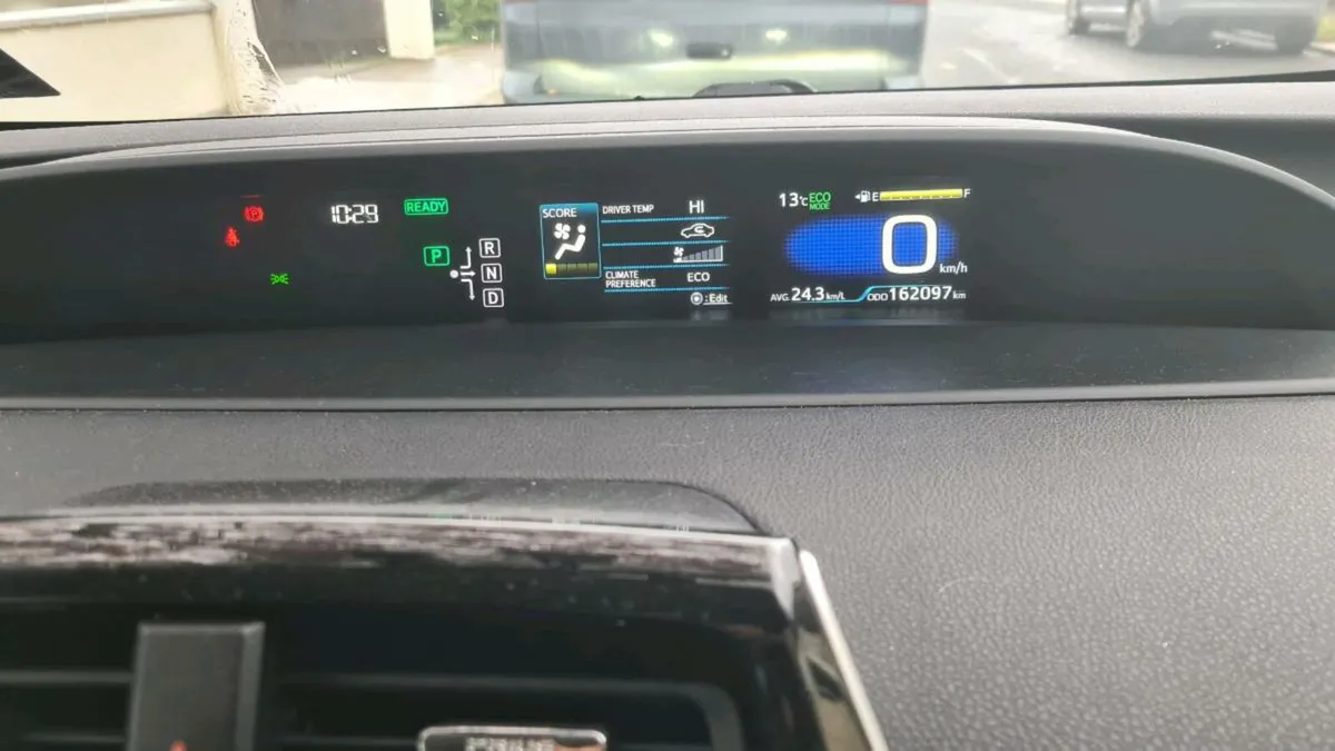 Toyota Prius - Image 2