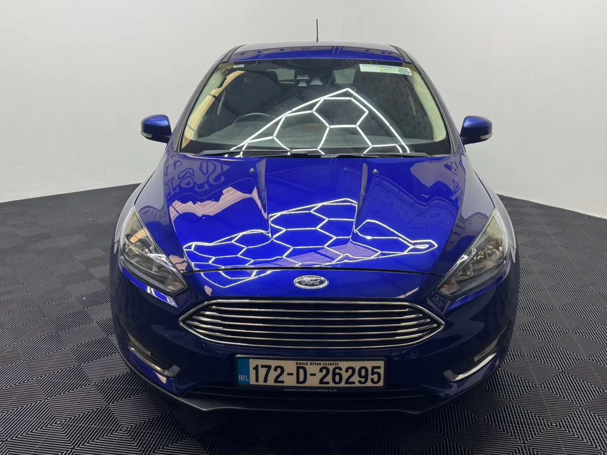 2017 Ford Focus Titanium 1.0 Ecoboost - Image 4